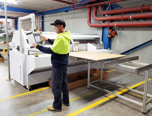 Máquina para fabricar cajas de cartón corrugado BM2508 en Sídney, Australia