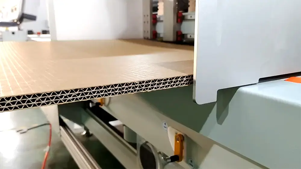 Cartón corrugado de triple pared para trabajo pesado