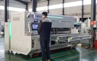 Operate Box Making Machine BM3000-HD