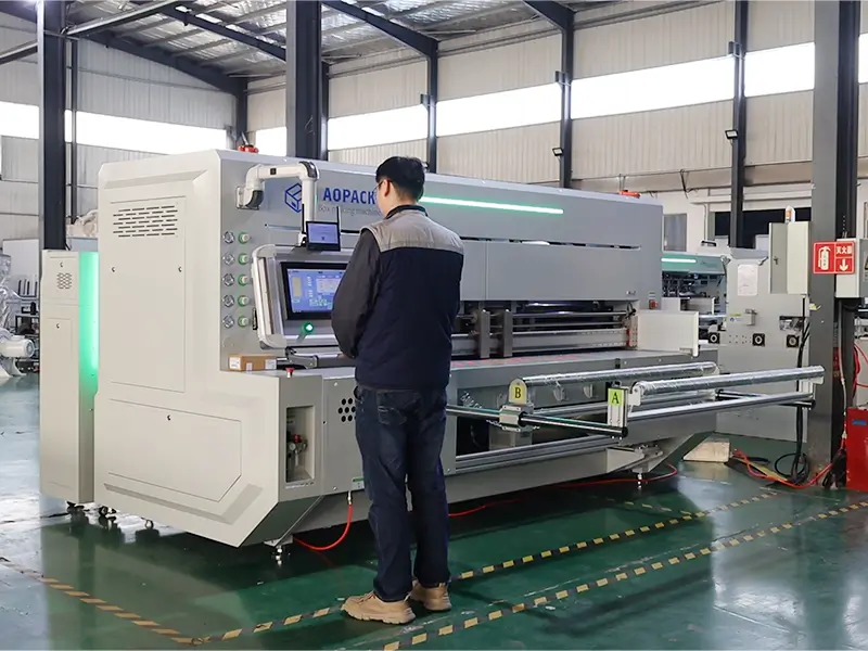 Operate Box Making Machine BM3000-HD